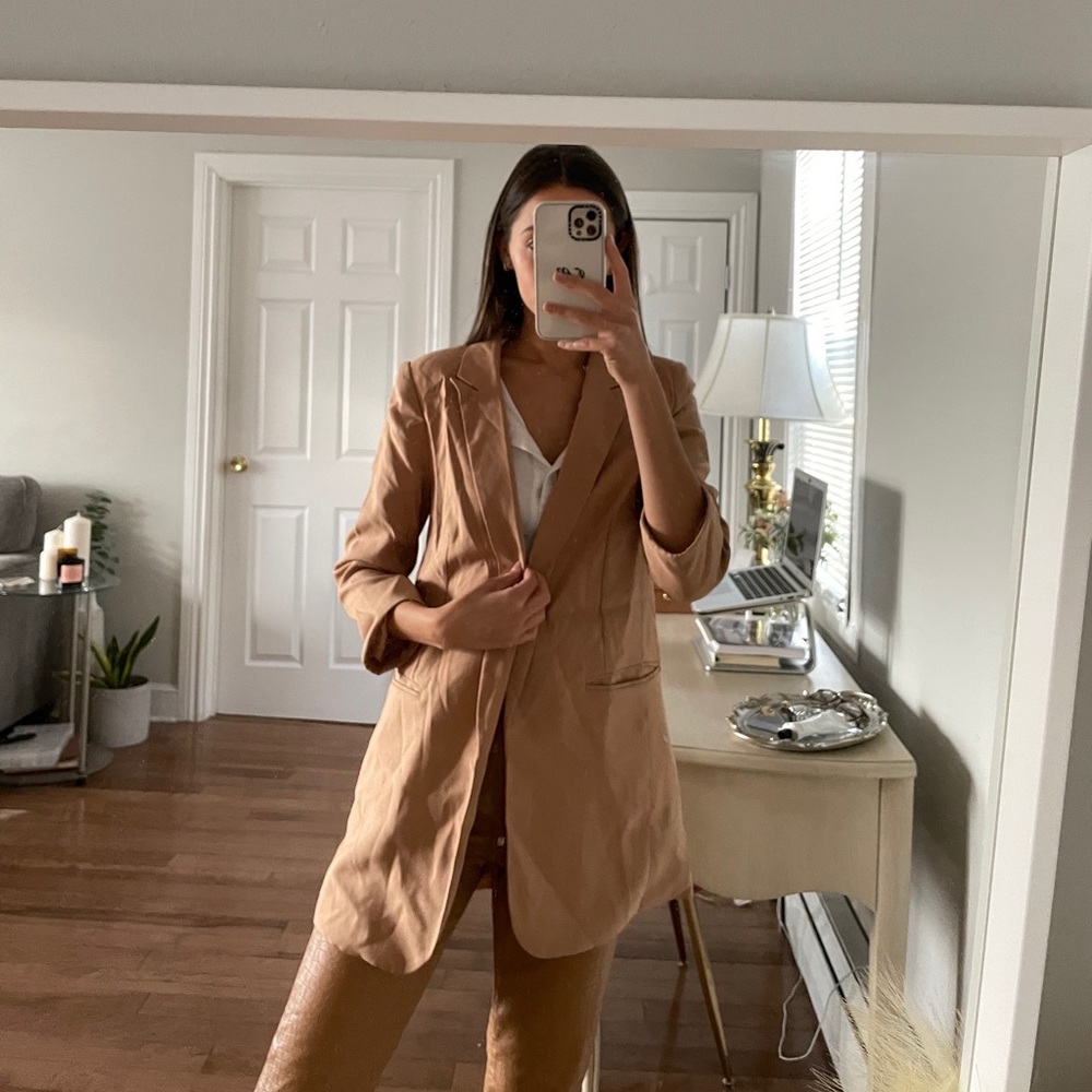 NWT Tan Oversized Blazer Padded